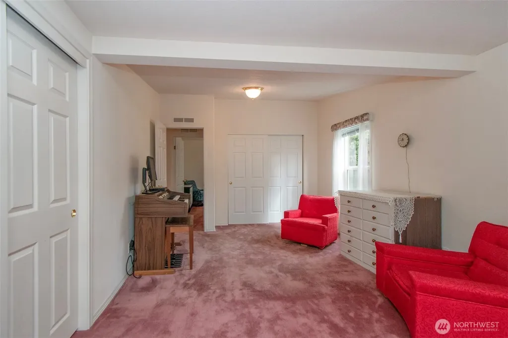 62 Johnson Road Port Angeles WA 98363