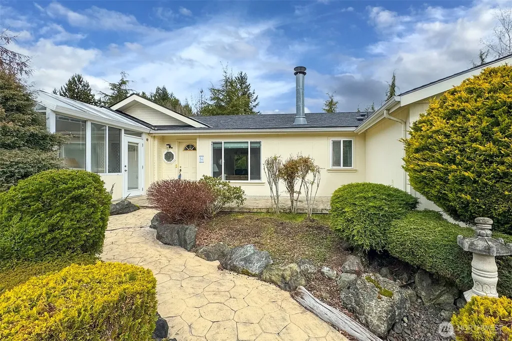 62 Johnson Road Port Angeles WA 98363