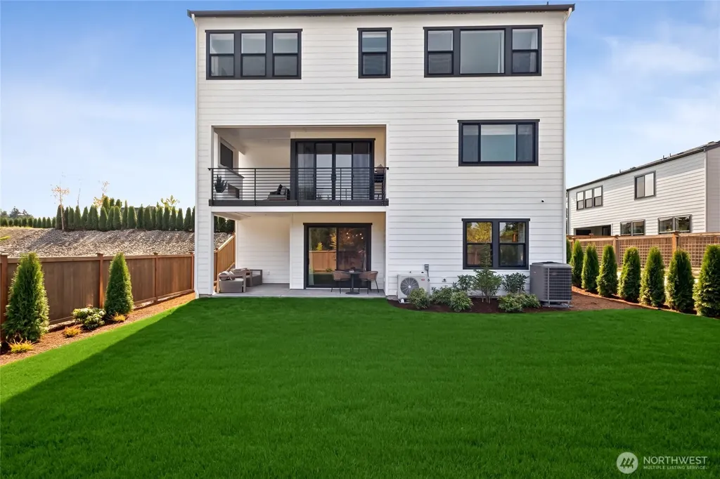 13796 SE 85th Street Newcastle WA 98059