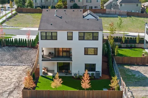 13796 SE 85th Street Newcastle WA 98059