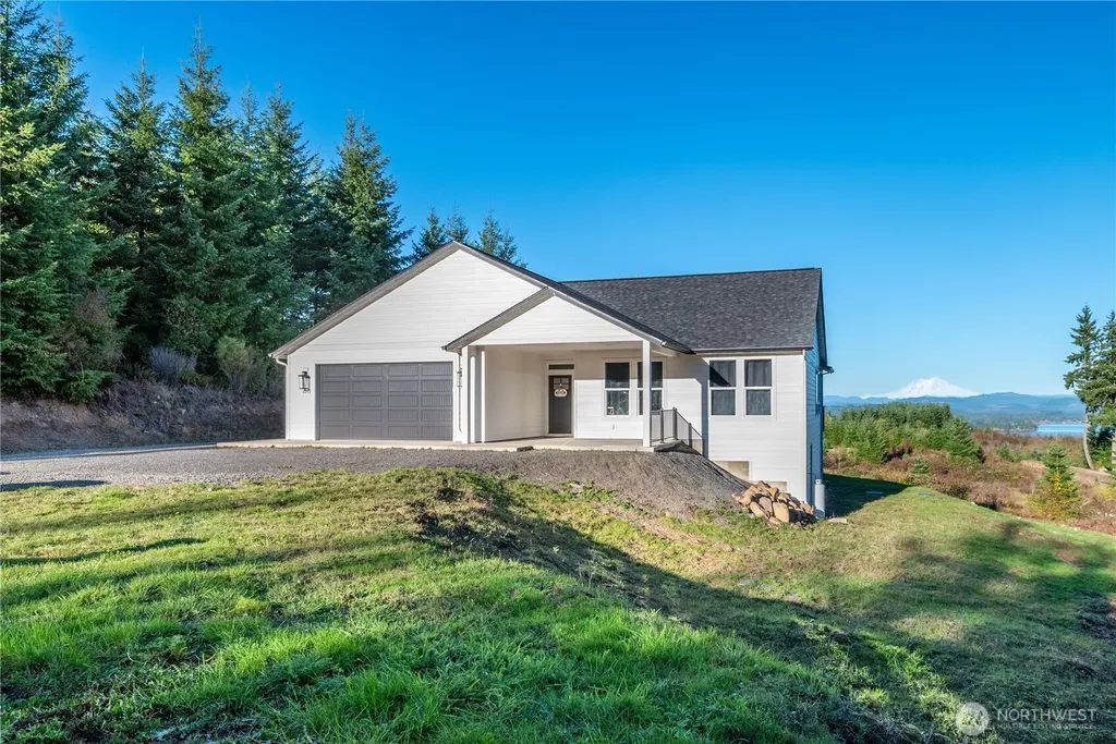 250 Red Rock Drive Castle Rock WA 98611