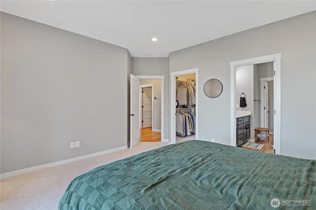 250 Red Rock Drive Castle Rock WA 98611