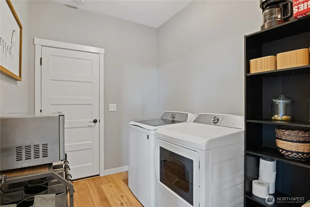 250 Red Rock Drive Castle Rock WA 98611