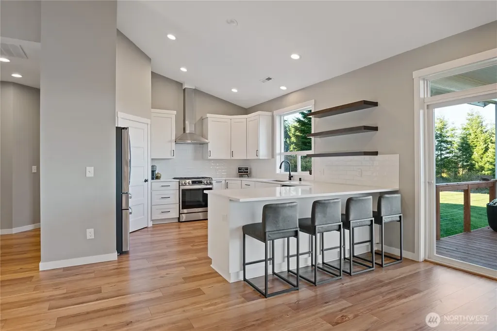 250 Red Rock Drive Castle Rock WA 98611