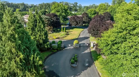 10904 62nd Street E Puyallup WA 98372