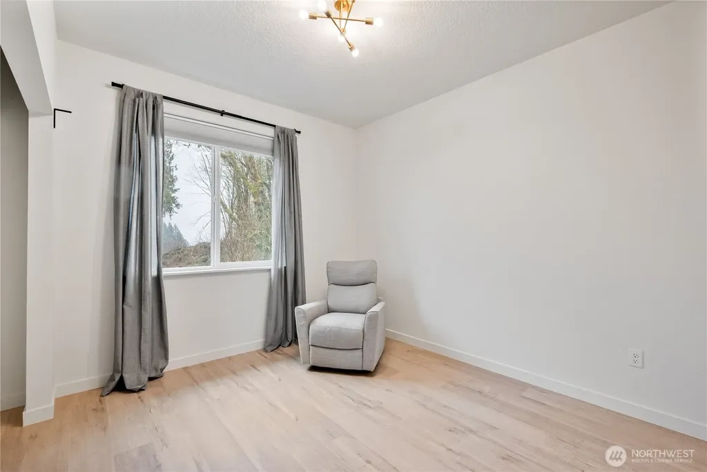 364 Channel View Lane Longview WA 98632