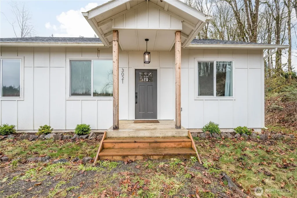 364 Channel View Lane Longview WA 98632