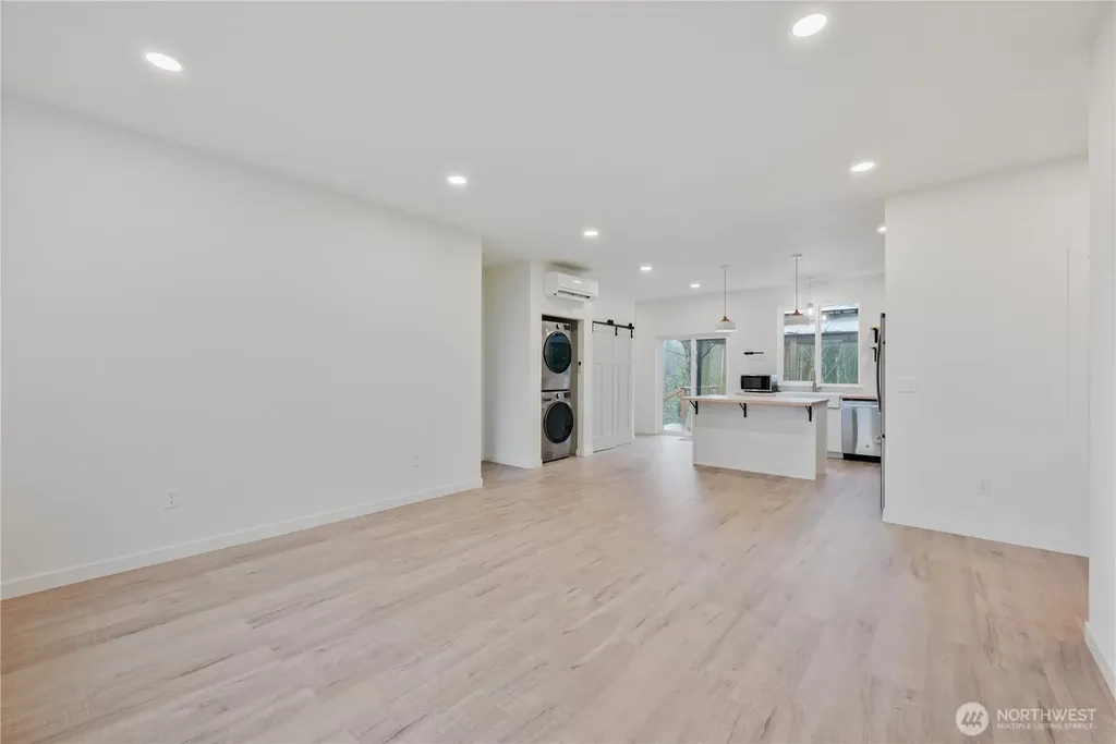 364 Channel View Lane Longview WA 98632