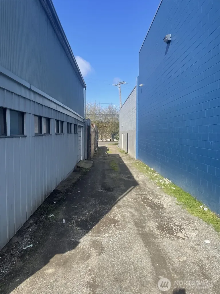 4500 Leary Way NW Seattle WA 98107