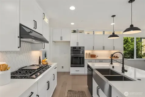 4118 220th Place SE Bothell WA 98021