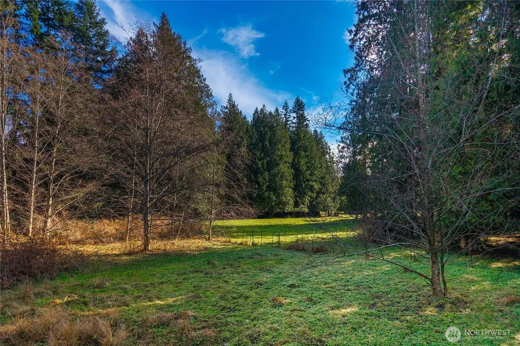 10330 56th St SE Snohomish WA 98290