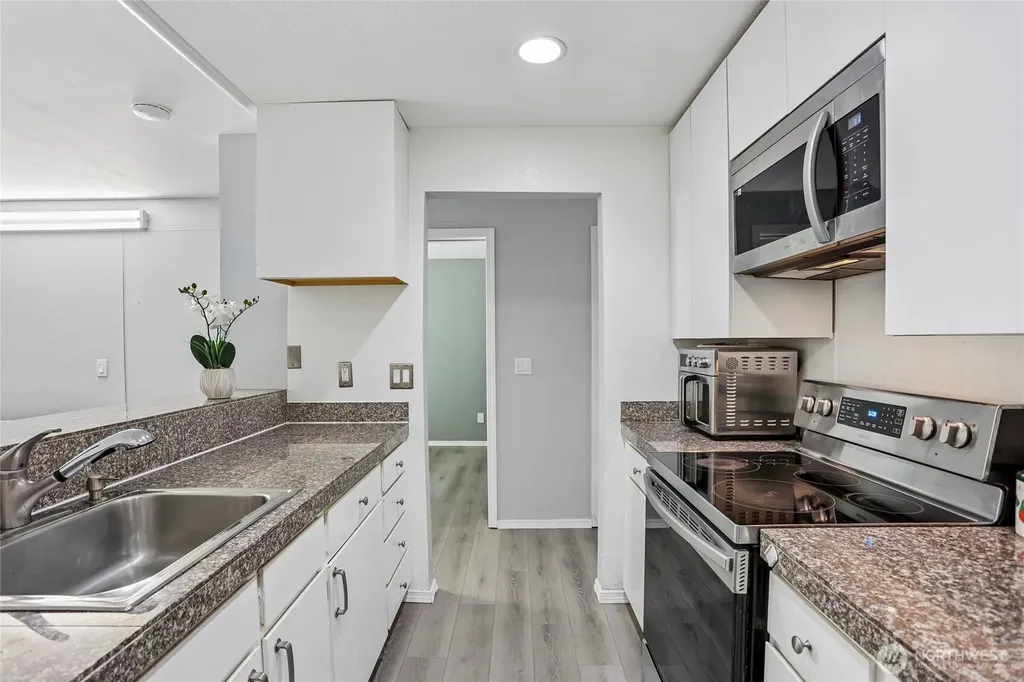 4416 145th Avenue NE Bellevue WA 98007