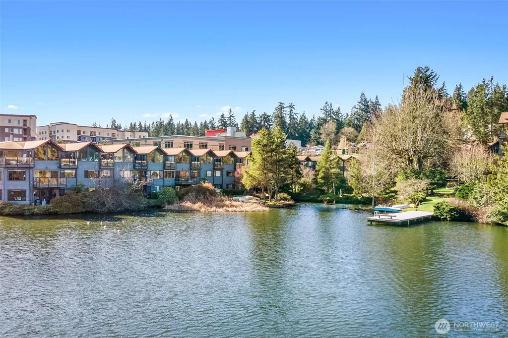19428 Aurora Avenue N Shoreline WA 98133