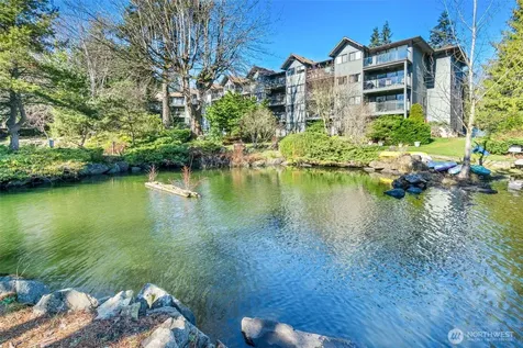 19428 Aurora Avenue N Shoreline WA 98133
