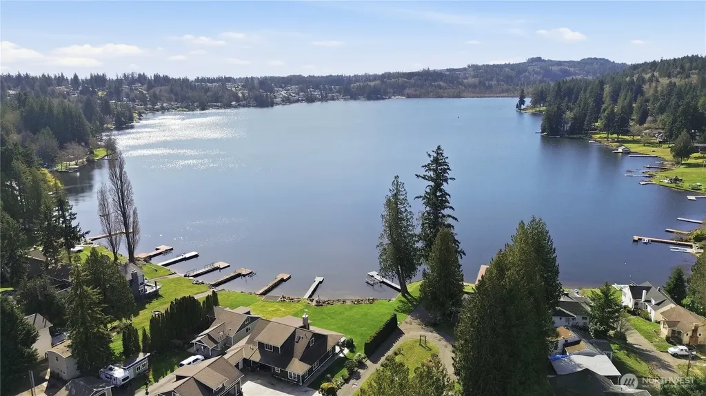 1913 Deville Drive NW Bremerton WA 98312