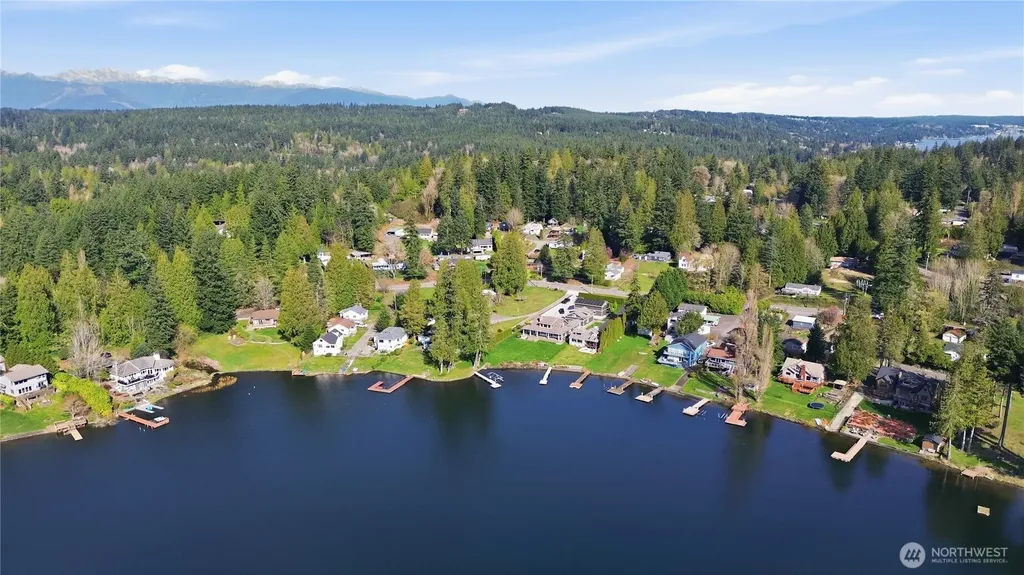 1913 Deville Drive NW Bremerton WA 98312