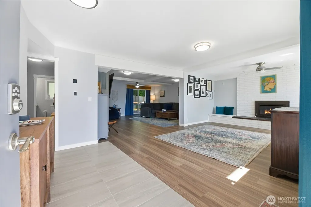 1913 Deville Drive NW Bremerton WA 98312
