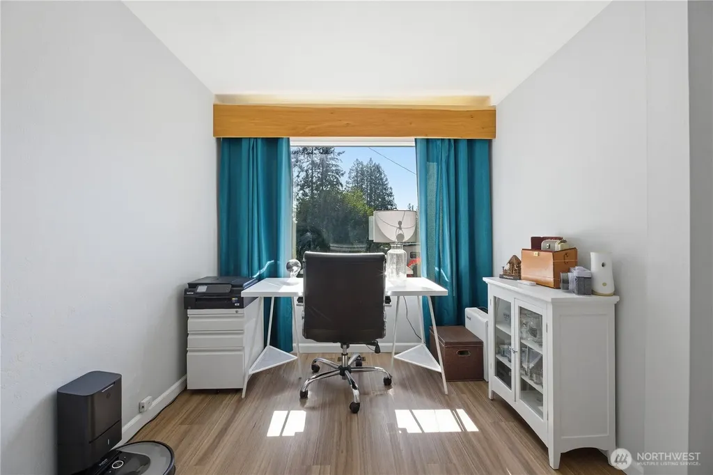 1913 Deville Drive NW Bremerton WA 98312