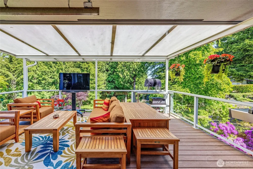 63 Red Cedar Lane Port Ludlow WA 98365