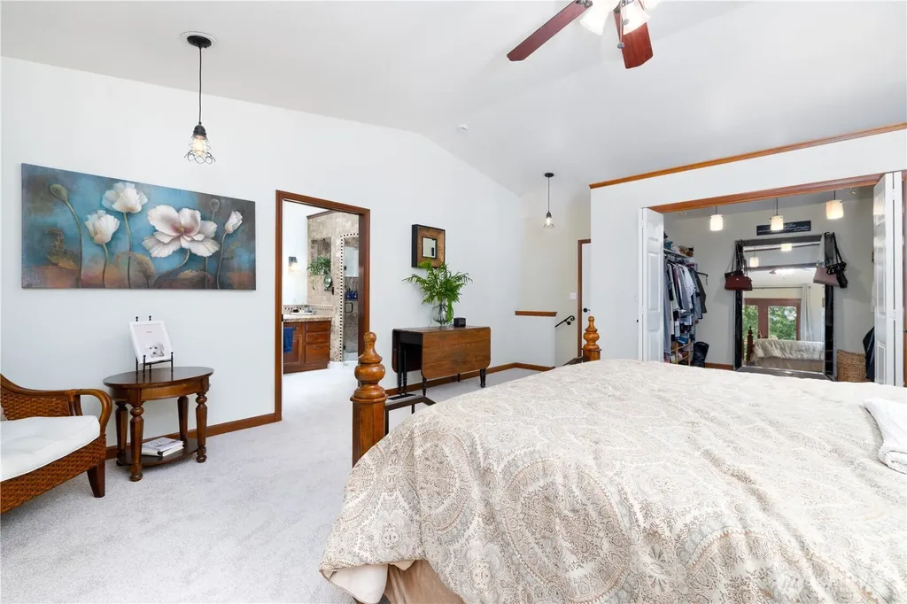 4545 Steamboat Island Road NW Olympia WA 98502