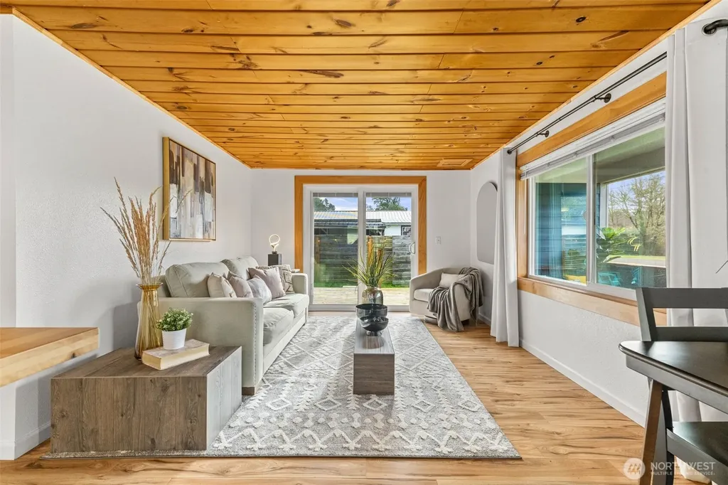 2316 S Pleasant Drive Westport WA 98595