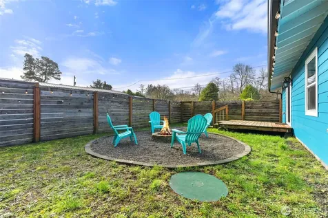 2316 S Pleasant Drive Westport WA 98595