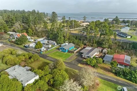 2316 S Pleasant Drive Westport WA 98595