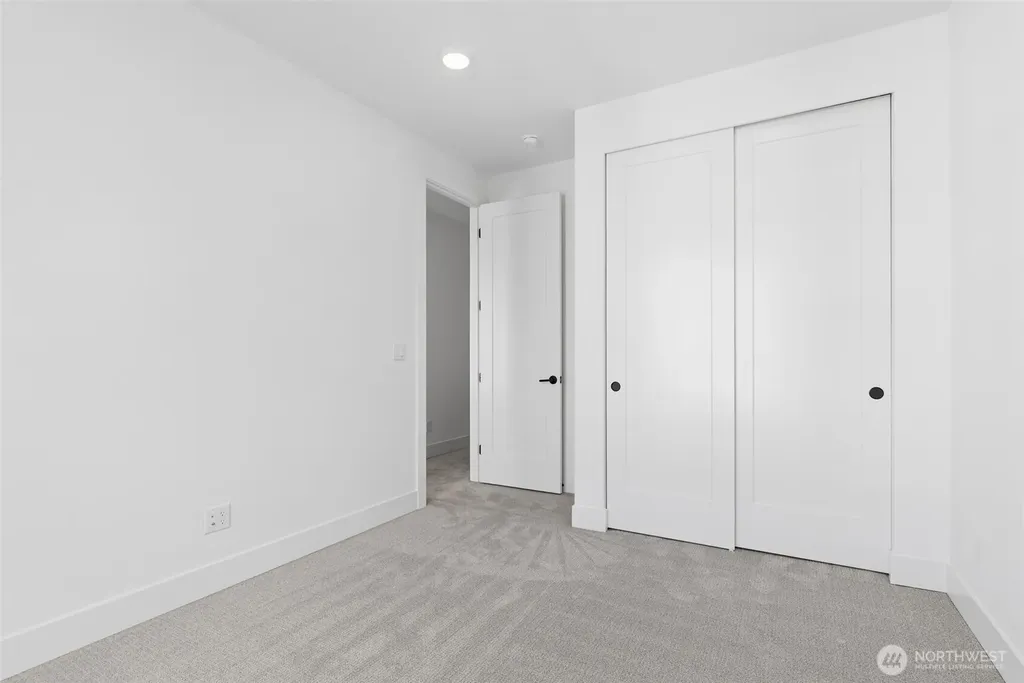 12201 137th Place NE Redmond WA 98052
