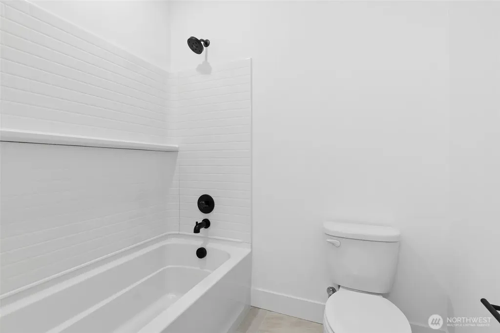 12201 137th Place NE Redmond WA 98052