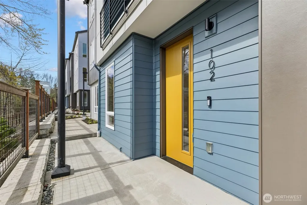 12201 137th Place NE Redmond WA 98052
