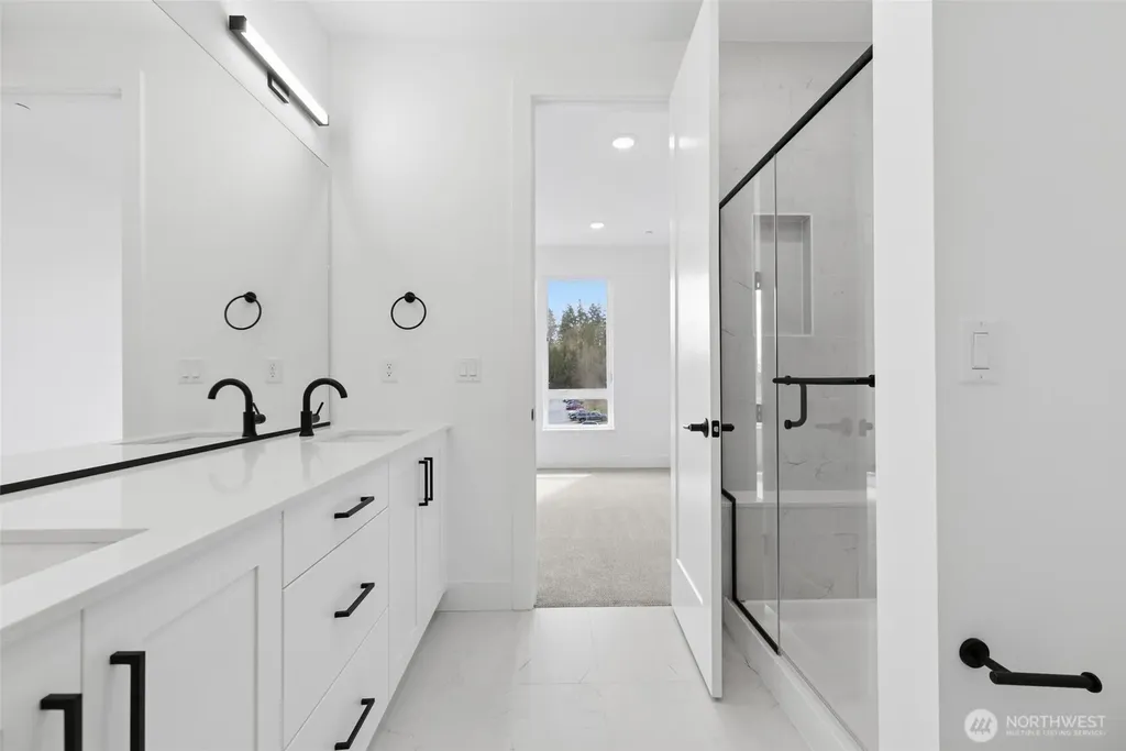 12201 137th Place NE Redmond WA 98052