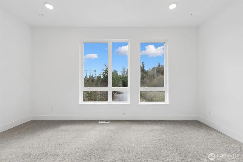 12201 137th Place NE Redmond WA 98052