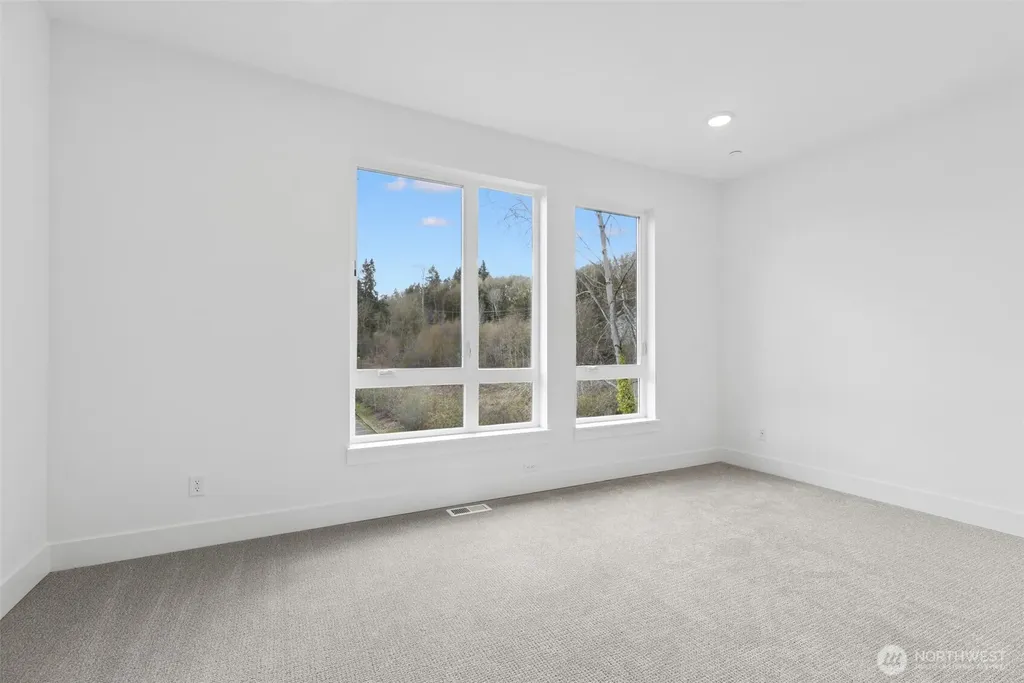12201 137th Place NE Redmond WA 98052
