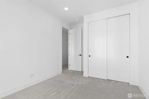 12201 137th Place NE Redmond WA 98052