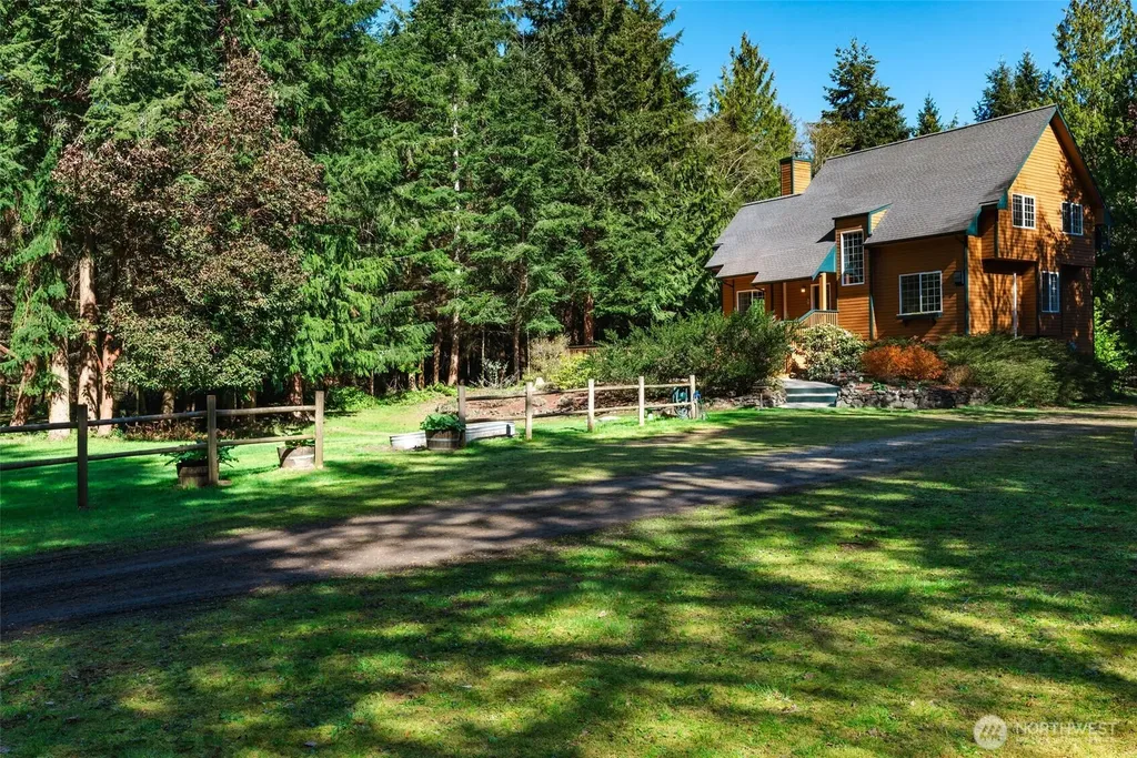 931 Jolie Way Port Townsend WA 98368