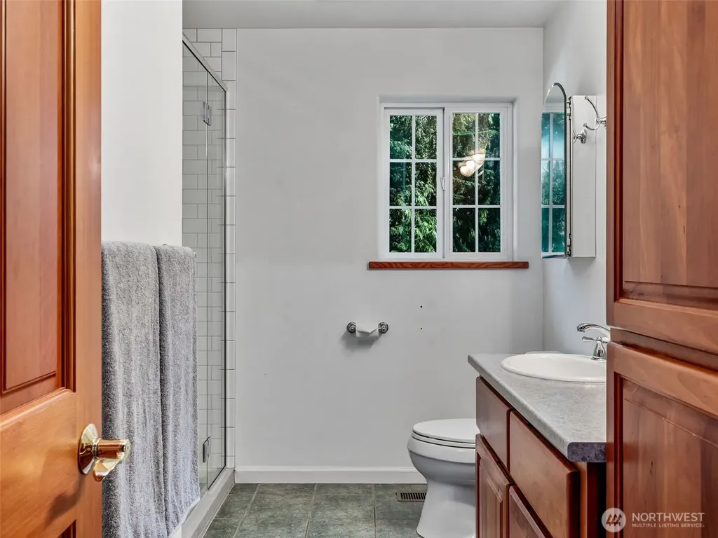 931 Jolie Way Port Townsend WA 98368