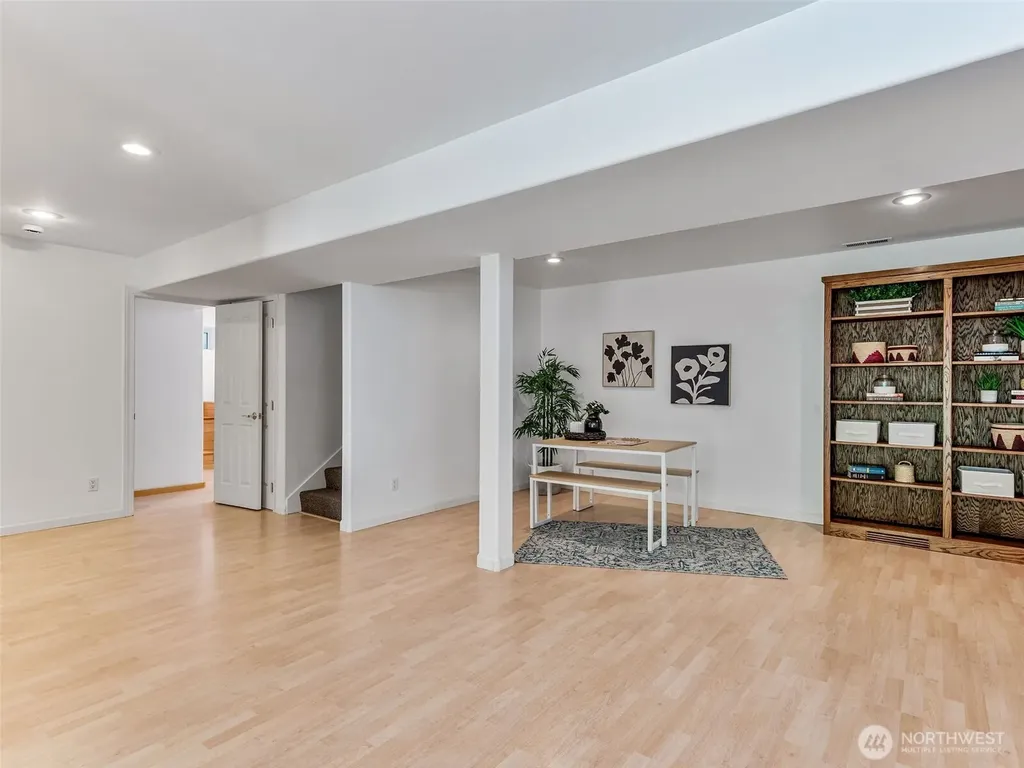 931 Jolie Way Port Townsend WA 98368