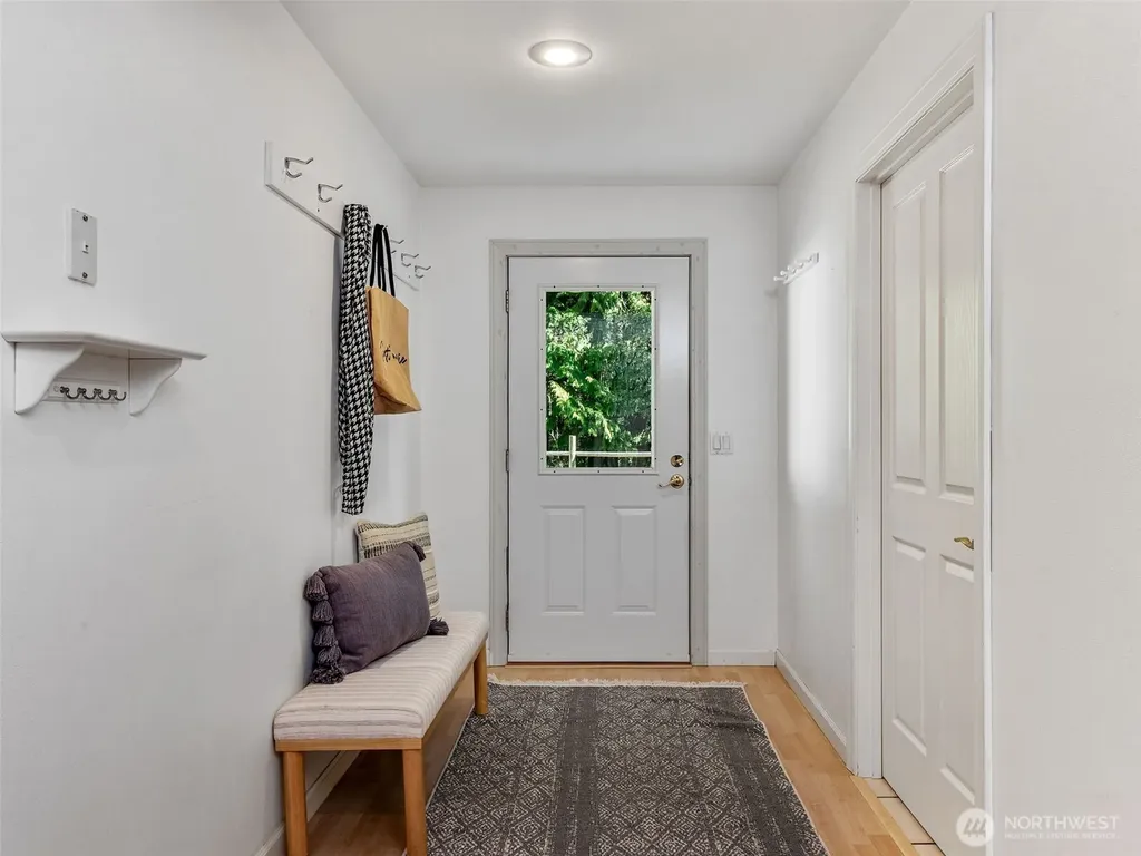 931 Jolie Way Port Townsend WA 98368
