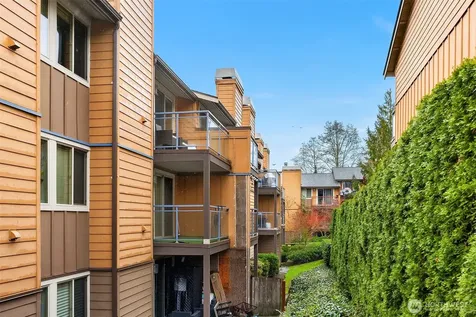 8248 126th Avenue NE Kirkland WA 98033