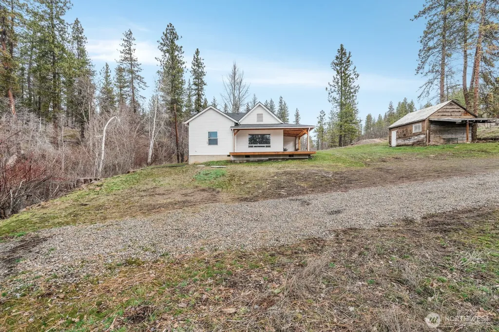 932 Zelinski Road Goldendale WA 98620