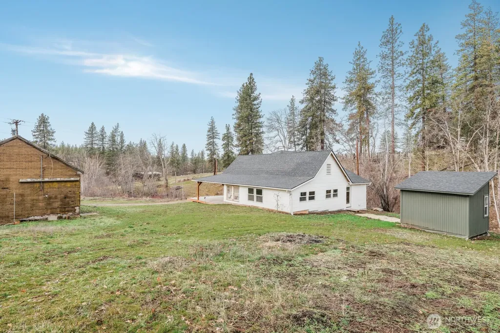 932 Zelinski Road Goldendale WA 98620