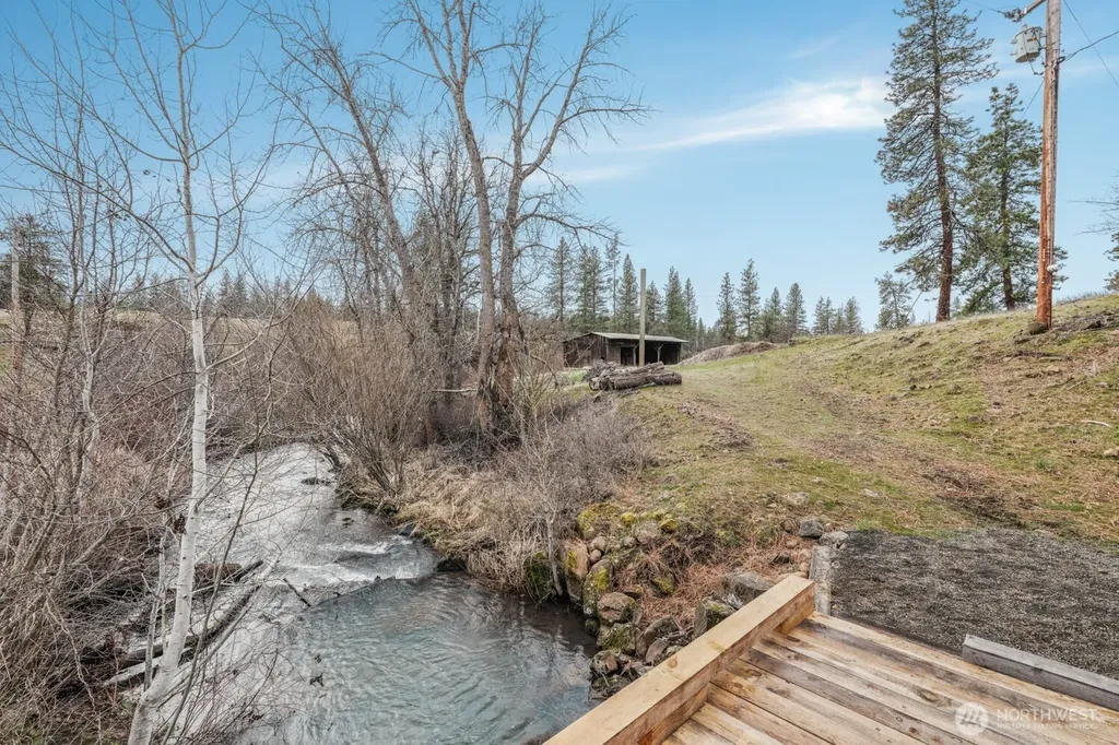 932 Zelinski Road Goldendale WA 98620