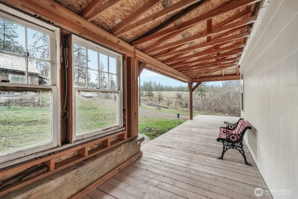 932 Zelinski Road Goldendale WA 98620
