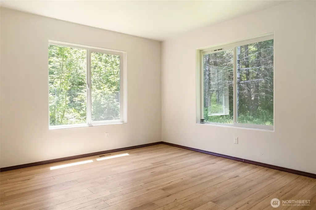 231 W New Moon Lane Matlock WA 98560