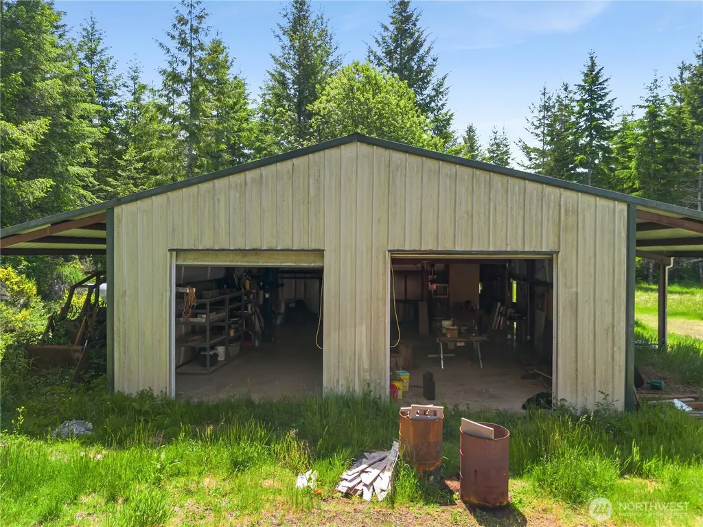 231 W New Moon Lane Matlock WA 98560