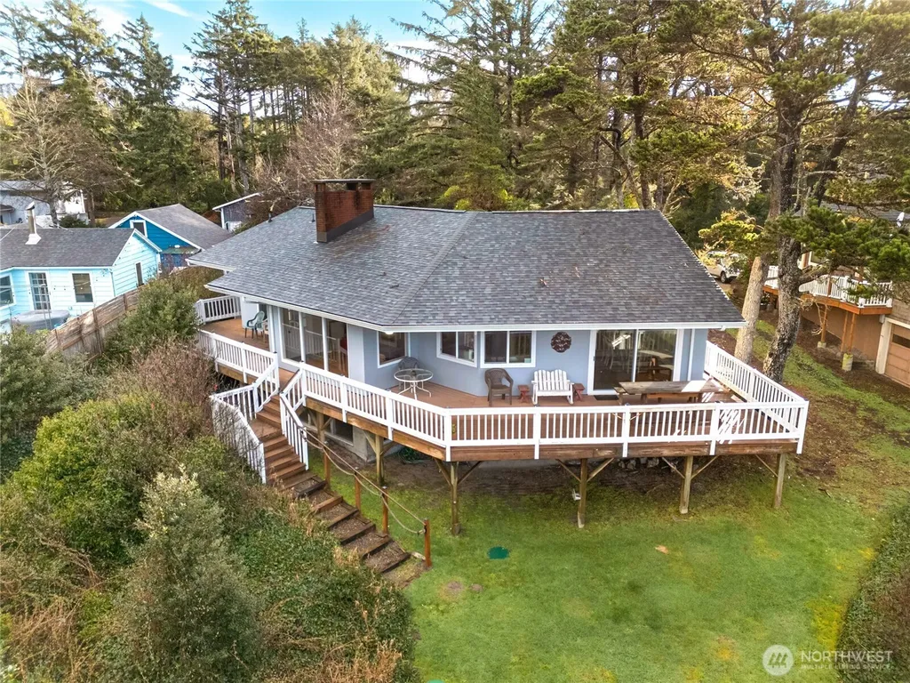 21909 Pacific Way Ocean Park WA 98640