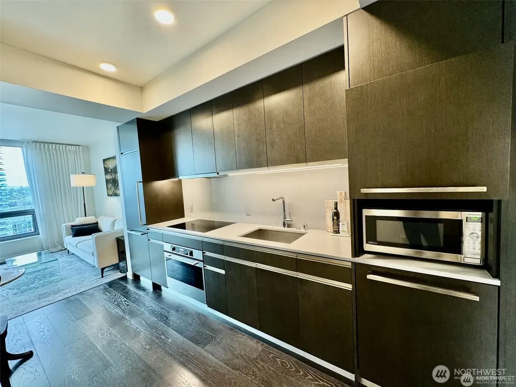 1808 Minor Avenue Seattle WA 98101