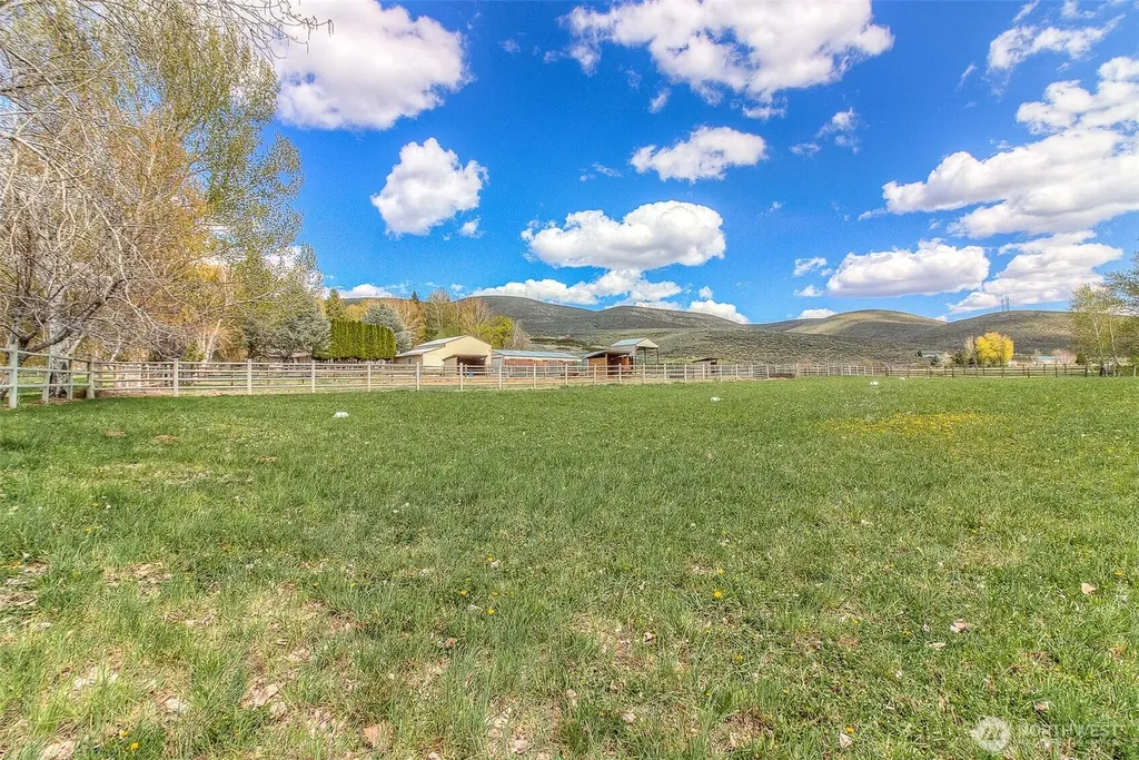 1260 Burbank Creek Road Yakima WA 98901
