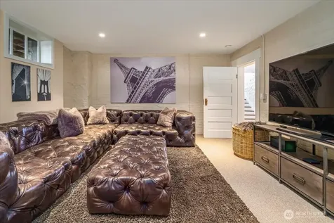 4200 Washington Avenue W Seattle WA 98199