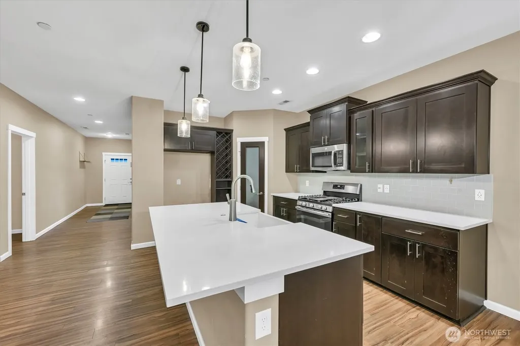 1827 Cyrene Drive NW Olympia WA 98502